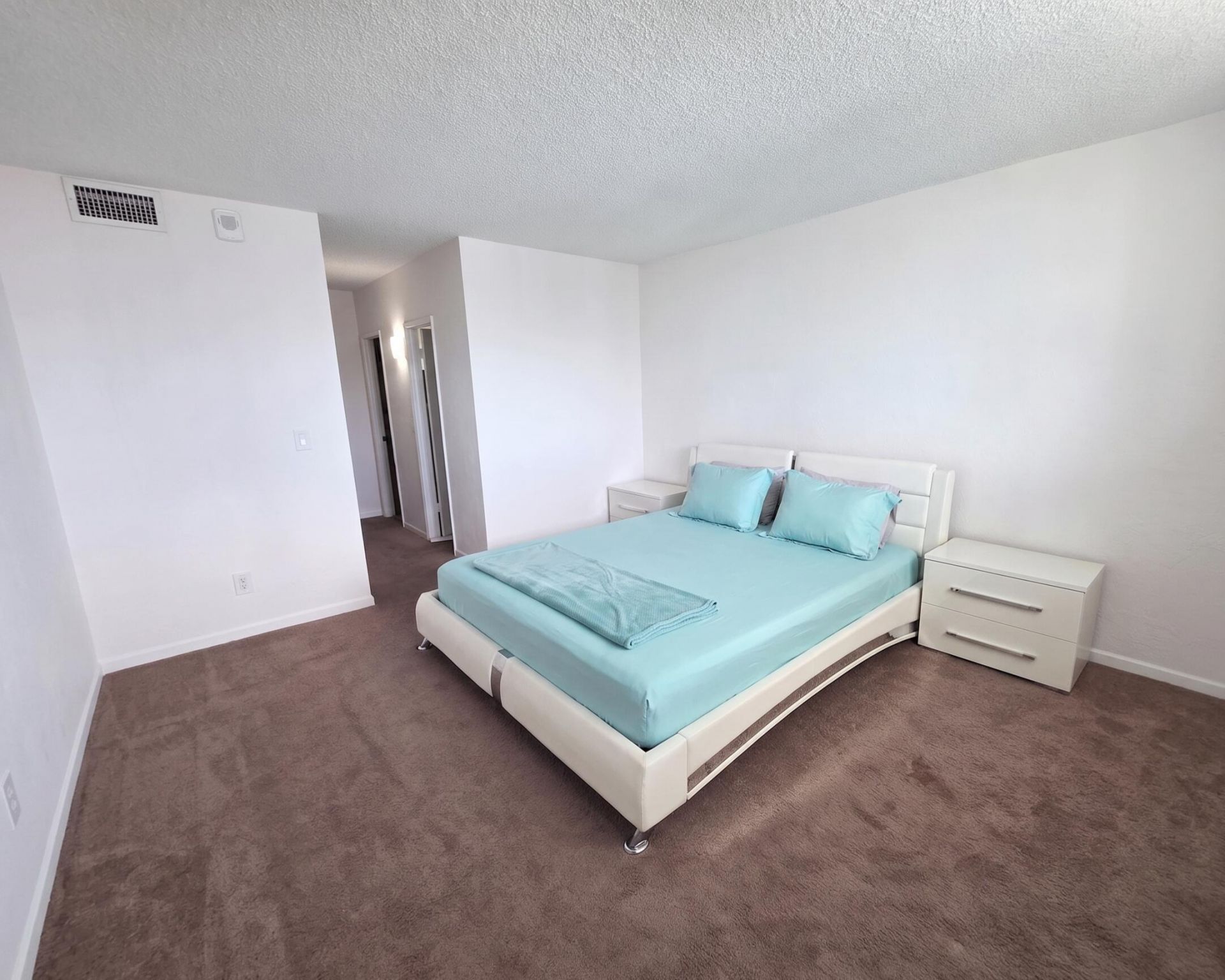 19390 Collins Avenue, Unit 1622, Sunny Isles Beach, FL 33160 Photo