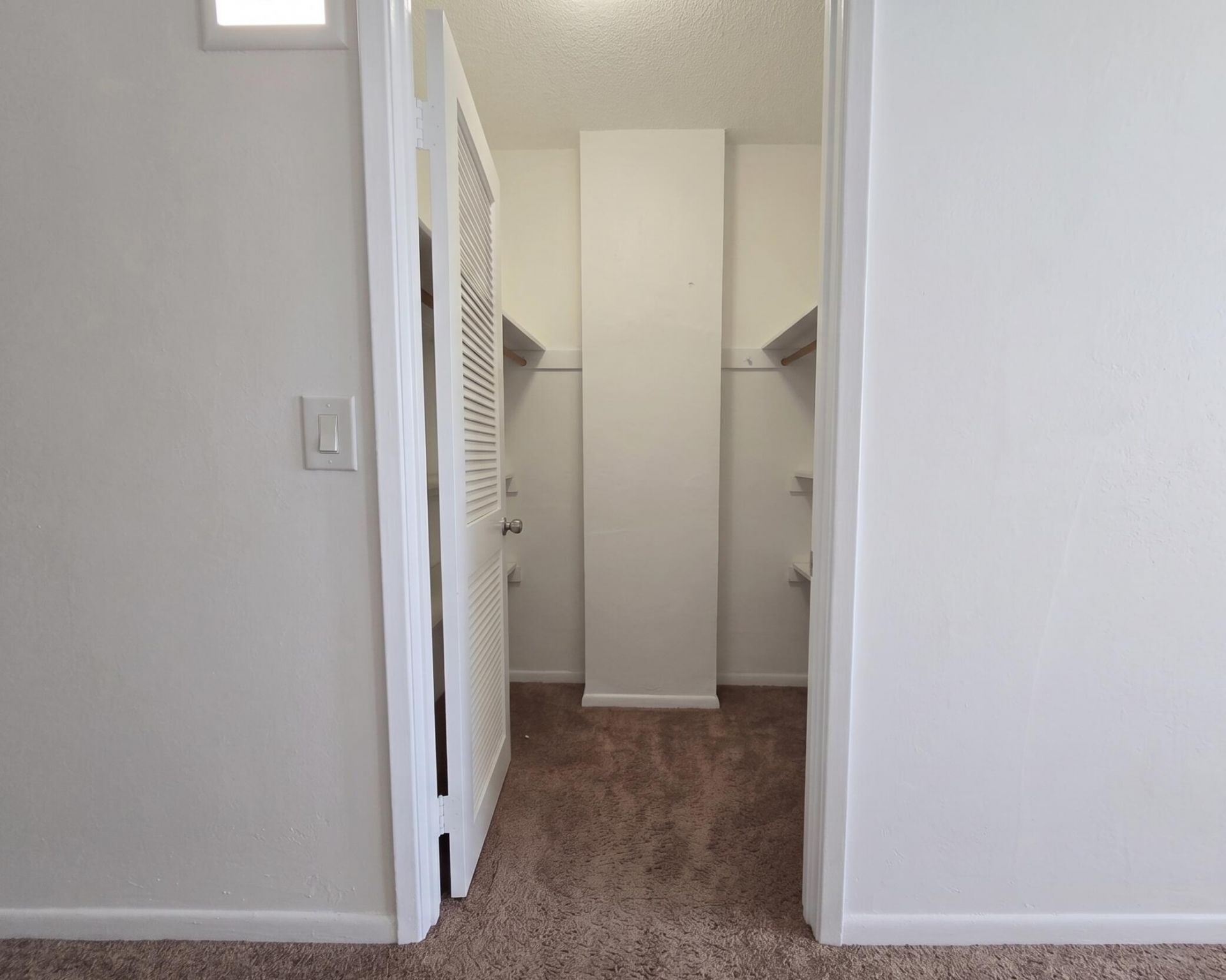 19390 Collins Avenue, Unit 1622, Sunny Isles Beach, FL 33160 Photo