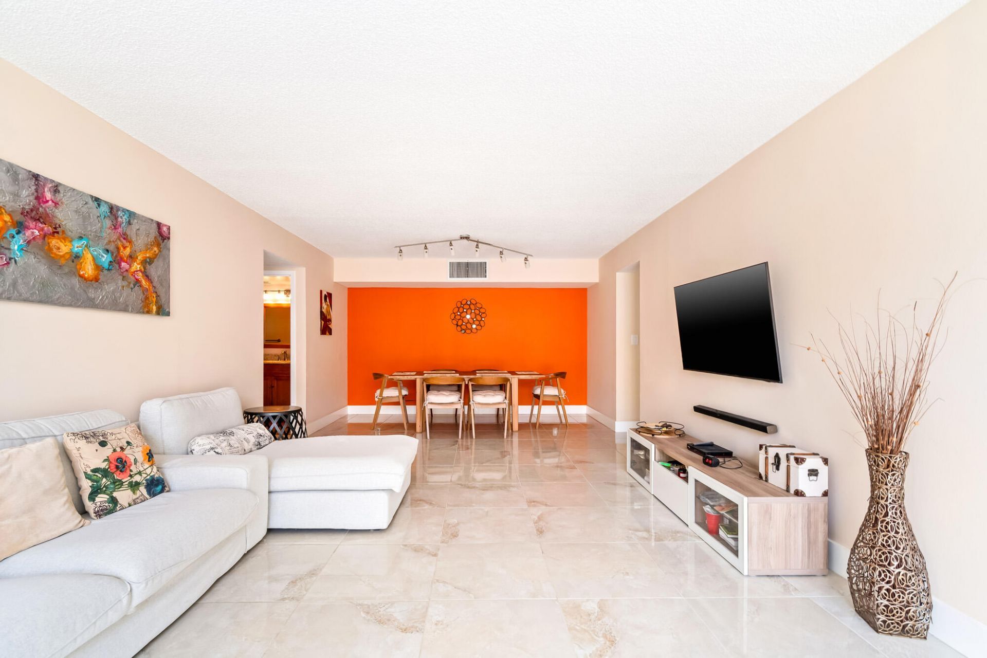 2000 Atlantic Shores Boulevard, Unit Apt 410, Hallandale Beach, FL 33009 Photo