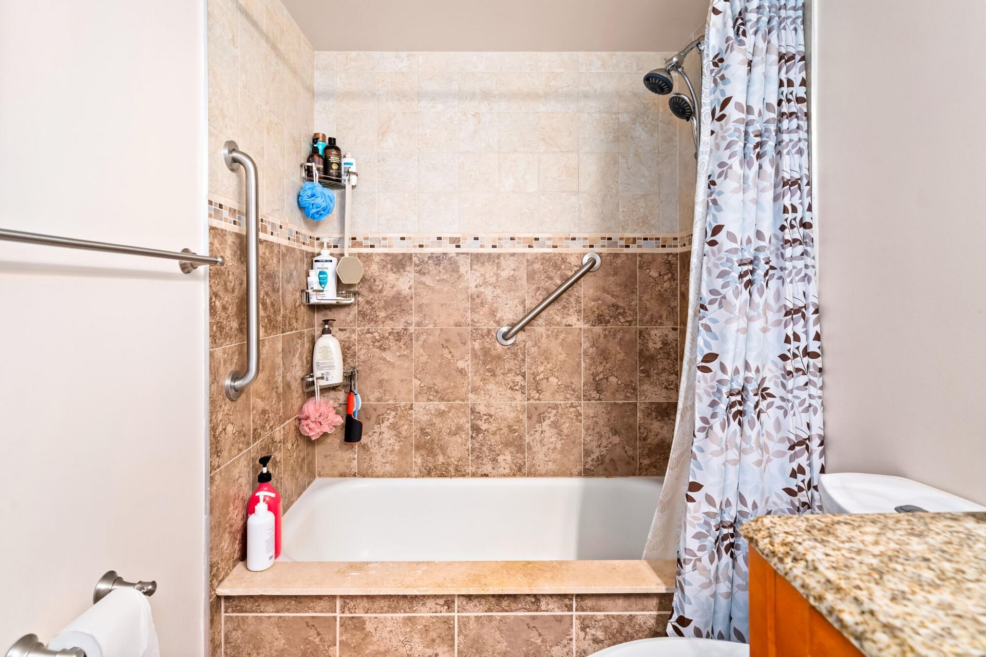 2000 Atlantic Shores Boulevard, Unit Apt 410, Hallandale Beach, FL 33009 Photo