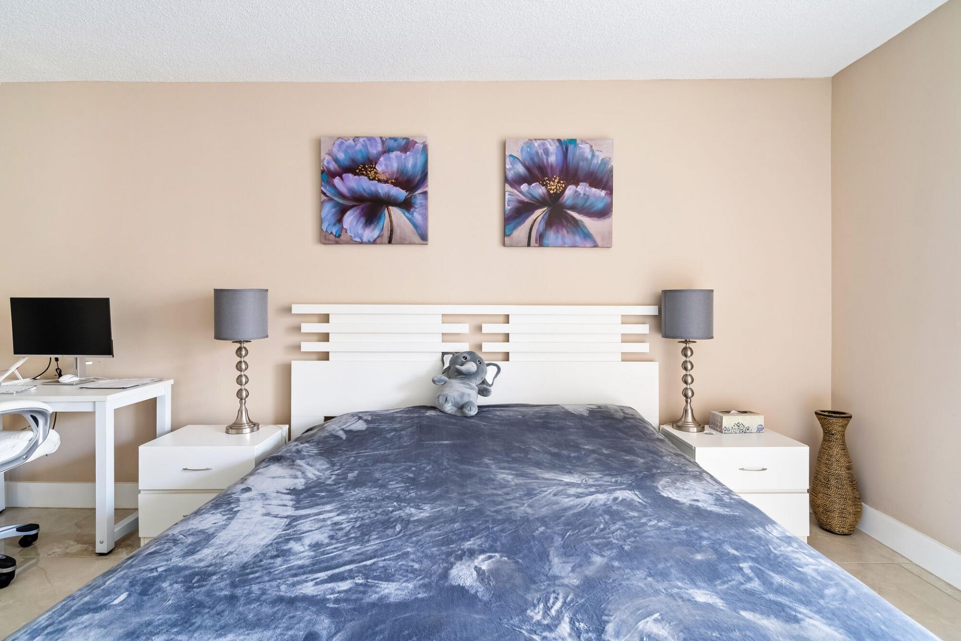 2000 Atlantic Shores Boulevard, Unit Apt 410, Hallandale Beach, FL 33009 Photo