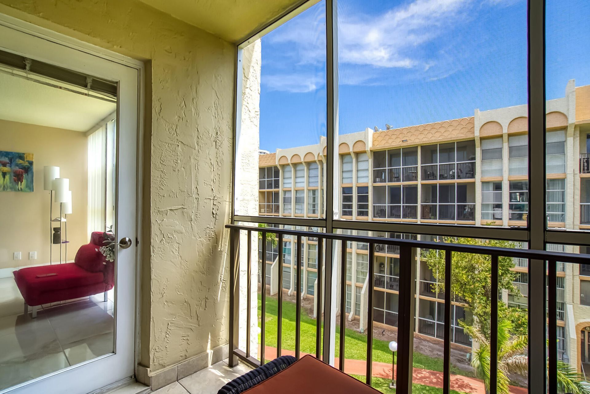 2000 Atlantic Shores Boulevard, Unit Apt 410, Hallandale Beach, FL 33009 Photo