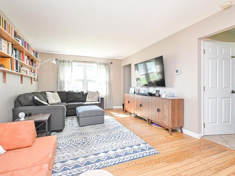 5820 Timely Terrace, Cincinnati, OH 45233 Photo 4