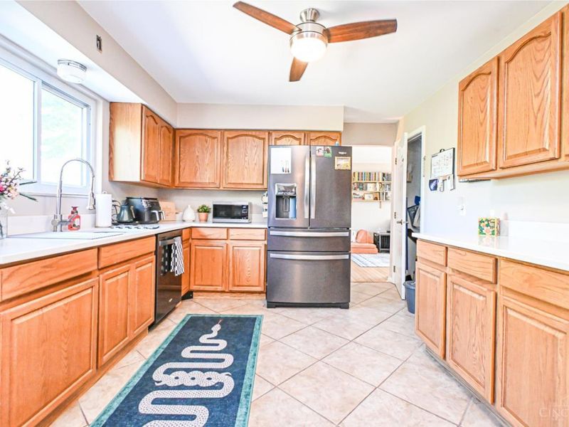 5820 Timely Terrace, Cincinnati, OH 45233 Photo 8