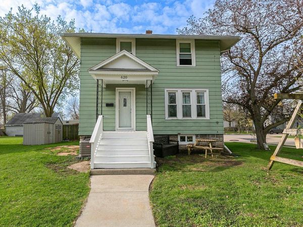 620 SHERRY STREET, Neenah, WI 54956