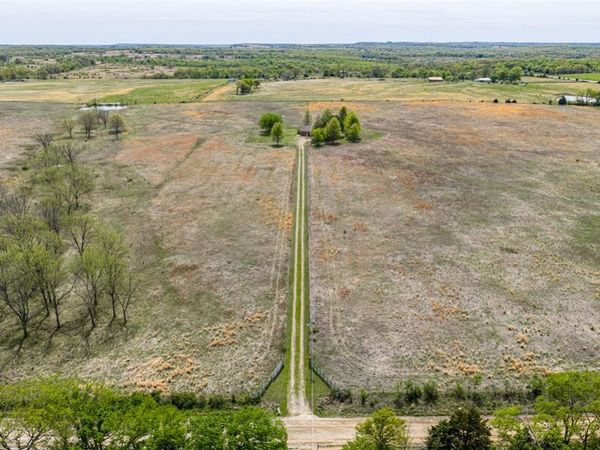 384045 E 1040 Road, Okemah, OK 74859