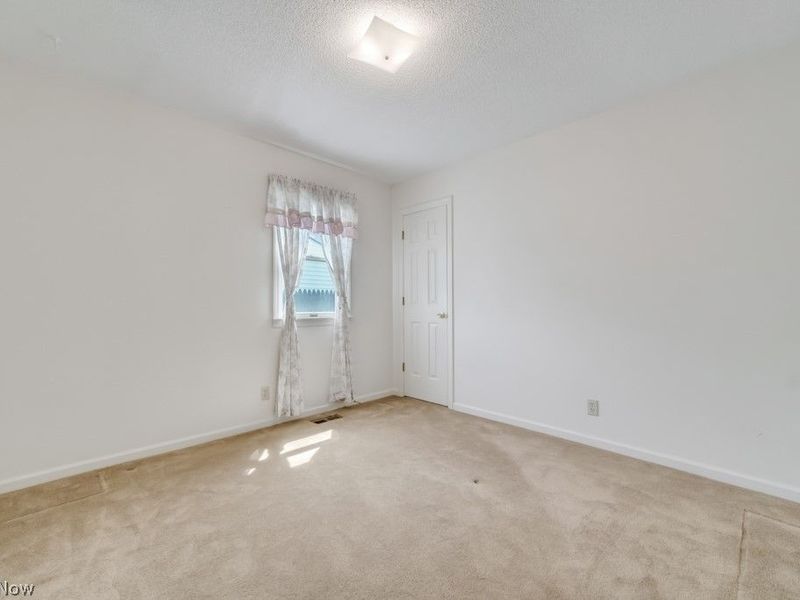 5178 W 151st Street , Brook Park, OH 44142 Photo 14