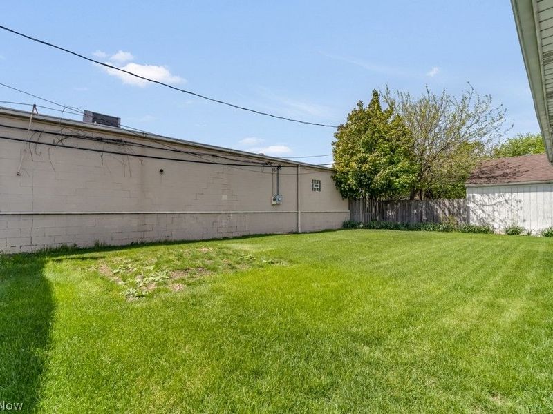 5178 W 151st Street , Brook Park, OH 44142 Photo 26