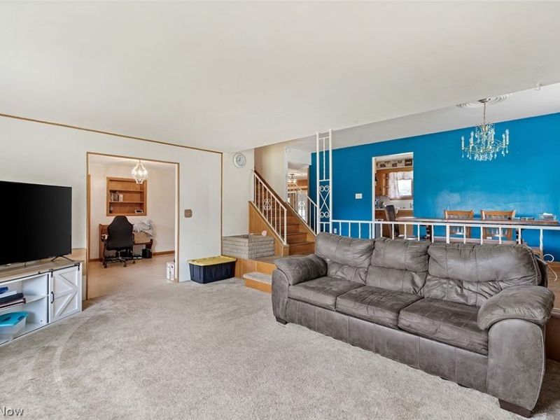 500 Cynthia Drive, Campbell, OH 44405 Photo 4