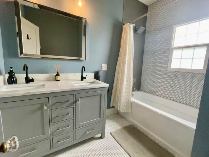 747 Malvern Avenue , Columbus, OH 43219 Photo 11