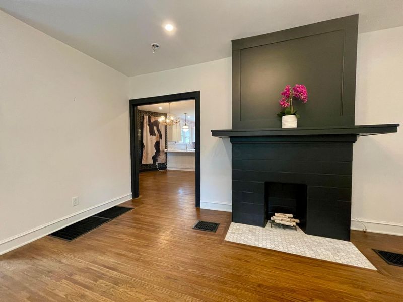 747 Malvern Avenue , Columbus, OH 43219 Photo 6