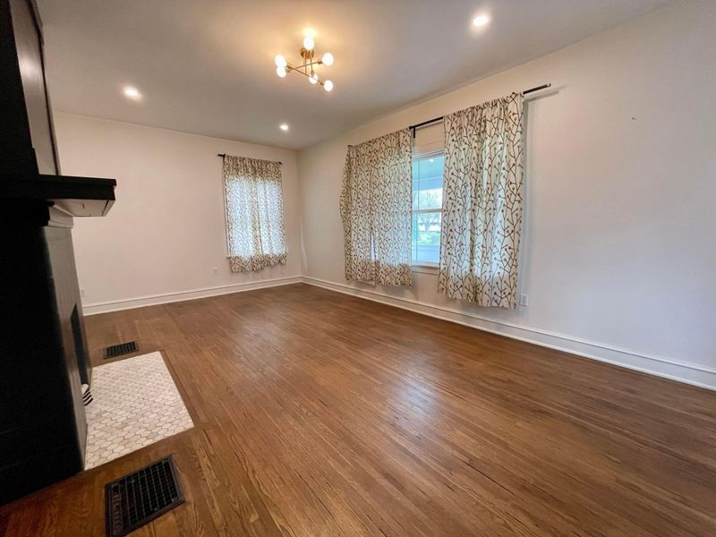 747 Malvern Avenue , Columbus, OH 43219 Photo 7