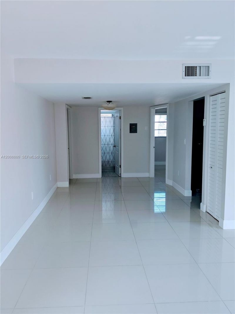 1617 Jefferson Ave, Unit 304, Miami Beach, FL 33139 Photo