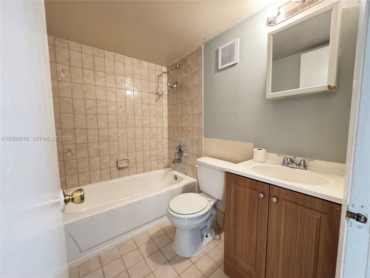 5774 W 26th Ave , Unit 106, Hialeah, FL 33016 Photo
