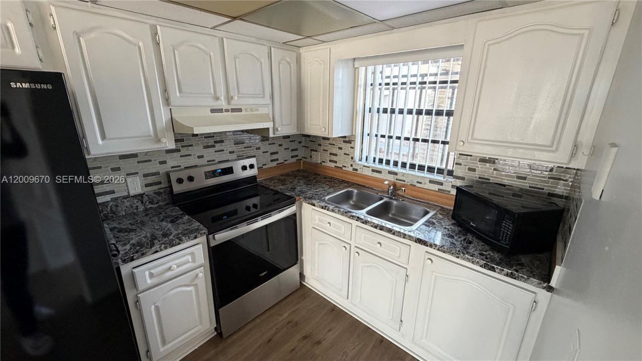5774 W 26th Ave, Unit 106, Hialeah, FL 33016 Photo