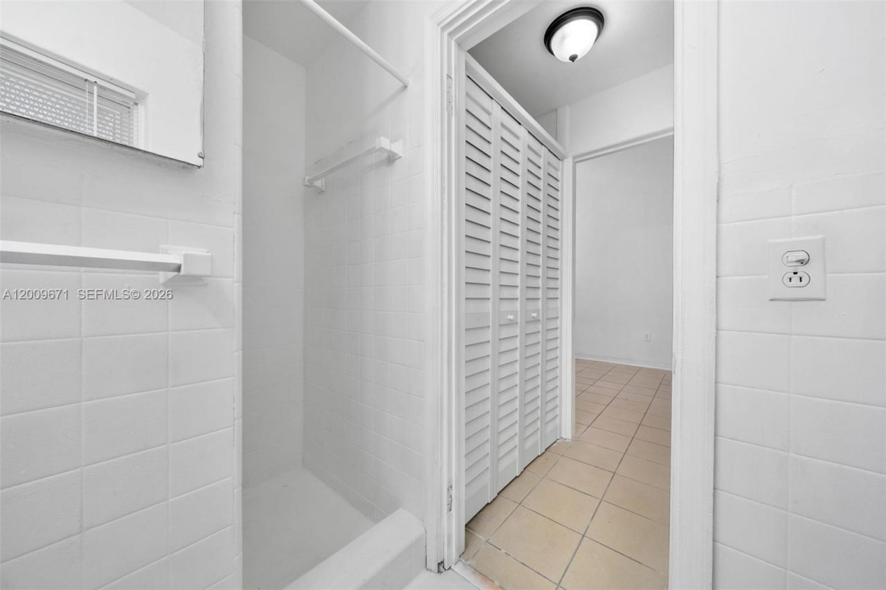 840 SW 7th St , Unit 850, Miami, FL 33130 Photo