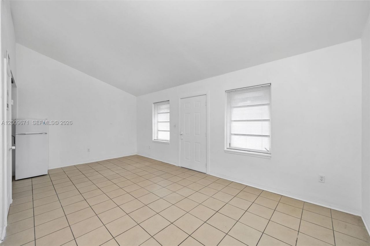 840 SW 7th St , Unit 850, Miami, FL 33130 Photo
