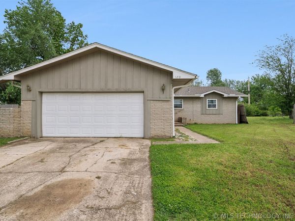 120 Granada Place , Mannford, OK 74044
