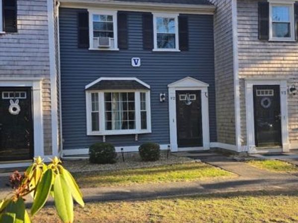 248 Camp Street, Unit V2, Yarmouth, MA 02673