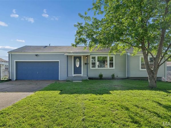 8504 Valdes Drive, Affton, MO 63123