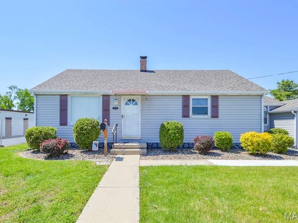 619 S Independence Street, Mascoutah, IL 62258