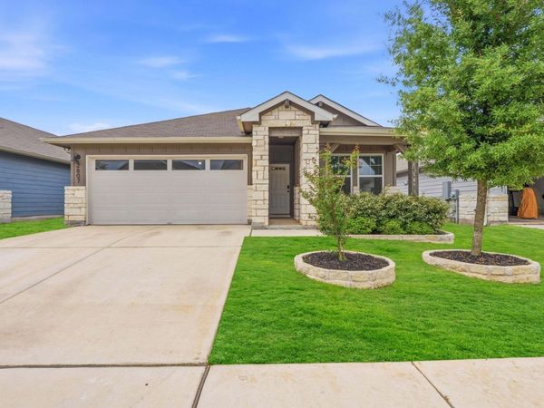 2807 Rustic Hills DR, Round Rock, TX 78665
