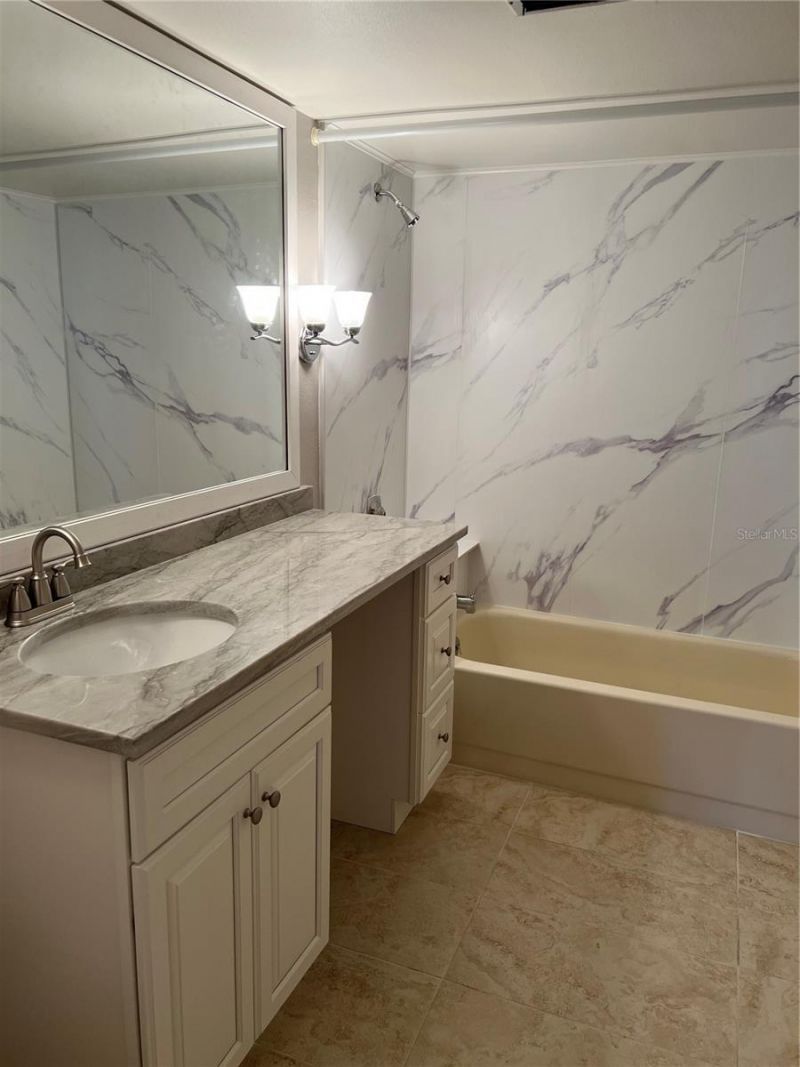 5400 34th Street W, Unit E8, Bradenton, FL 34210 Photo