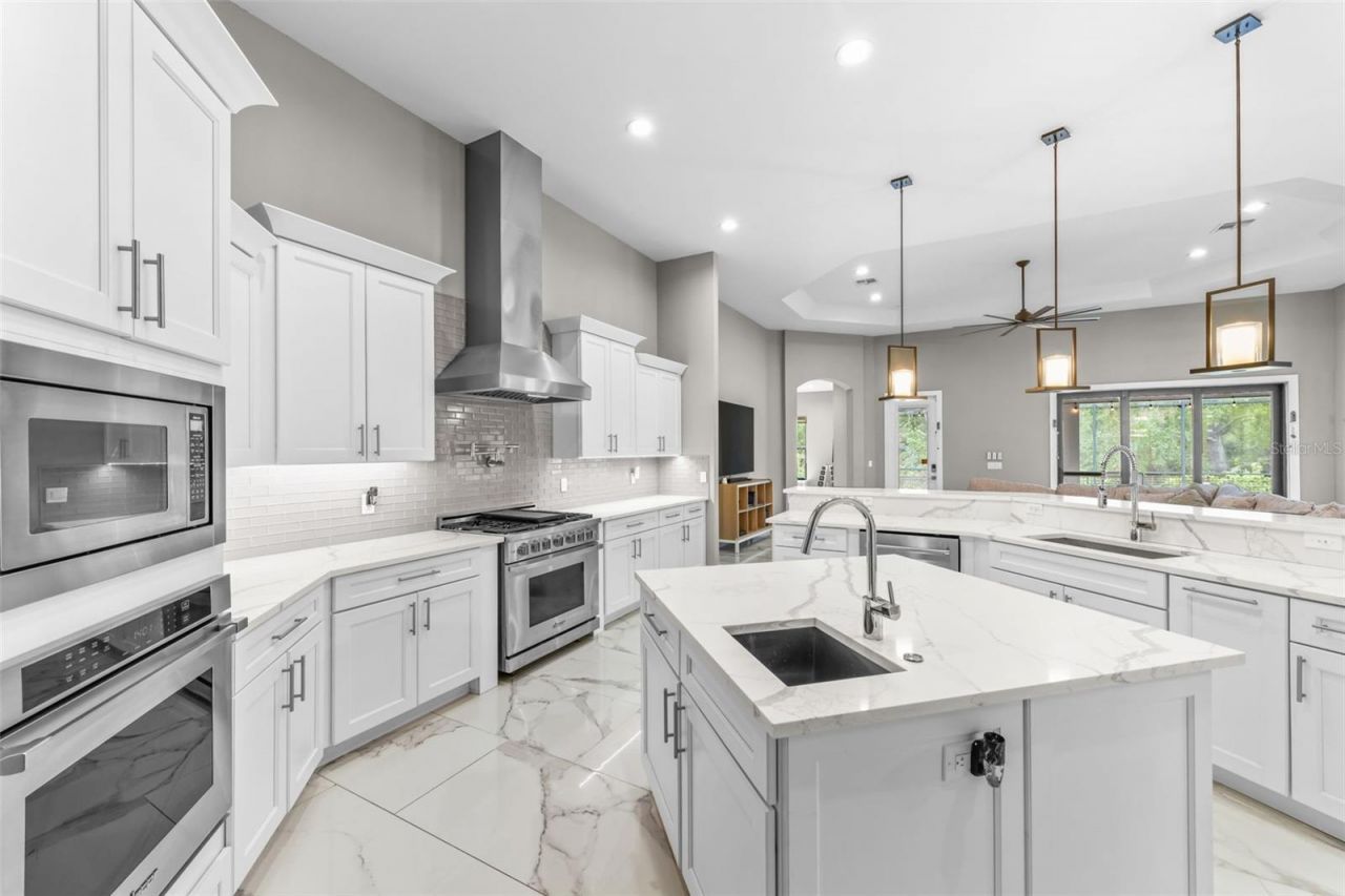 1 Stone Gate S, Longwood, FL 32779 Photo