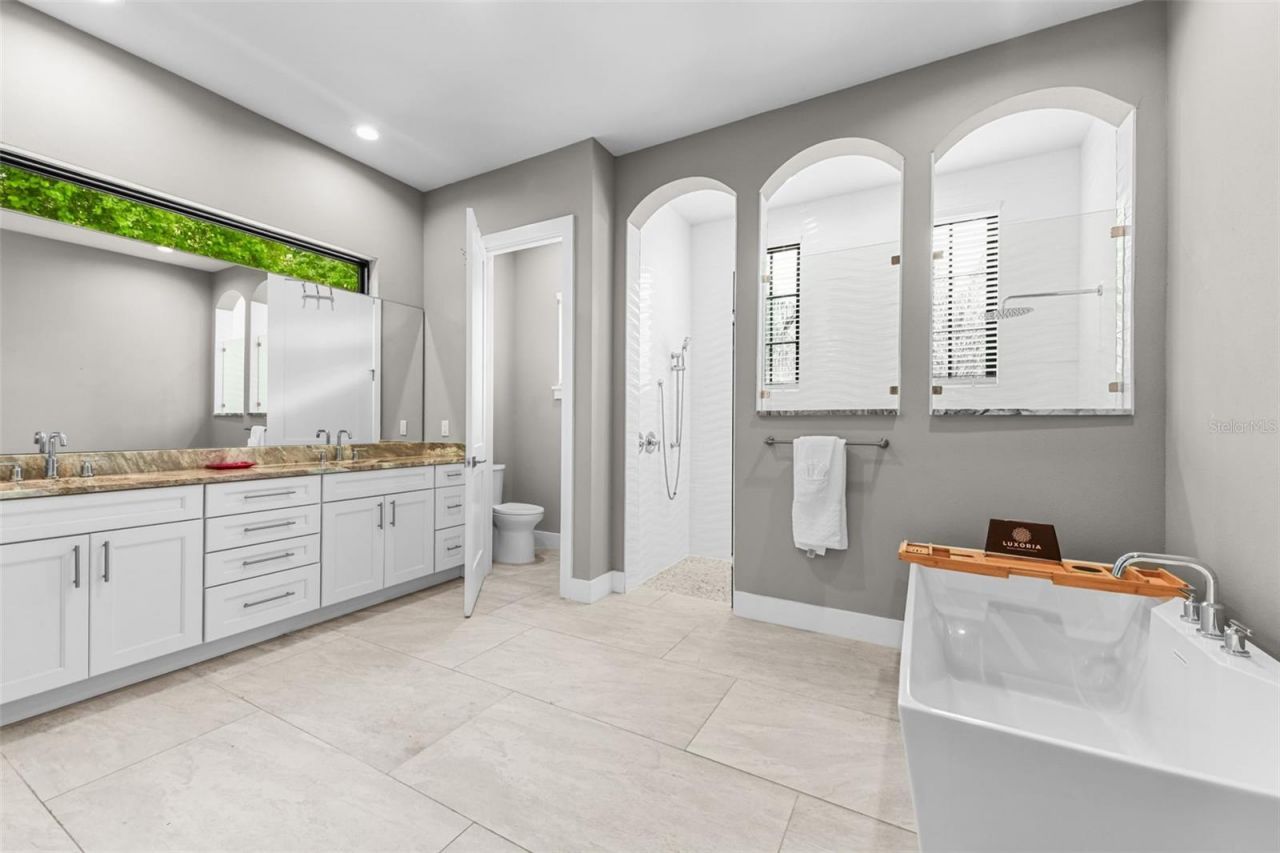1 Stone Gate S, Longwood, FL 32779 Photo