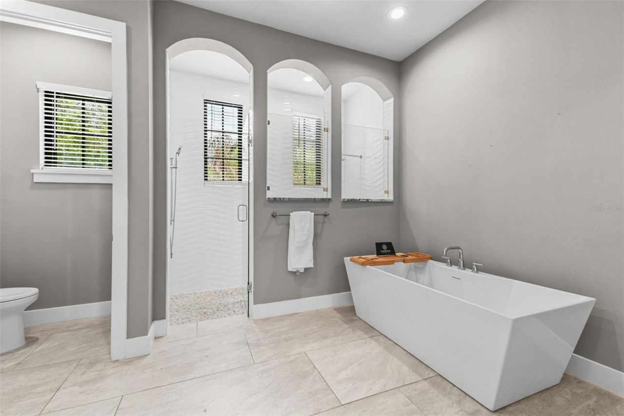 1 Stone Gate S, Longwood, FL 32779 Photo