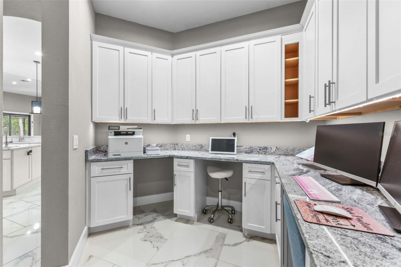1 Stone Gate S, Longwood, FL 32779 Photo