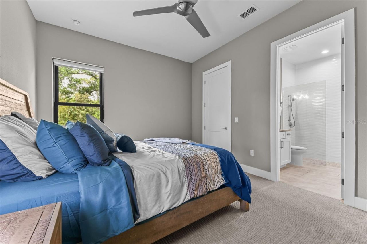 1 Stone Gate S, Longwood, FL 32779 Photo