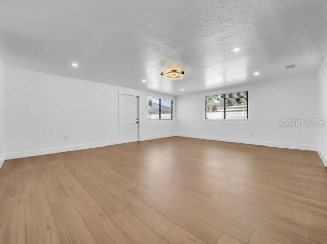 6040 84th Avenue N, Pinellas Park, FL 33781 Photo