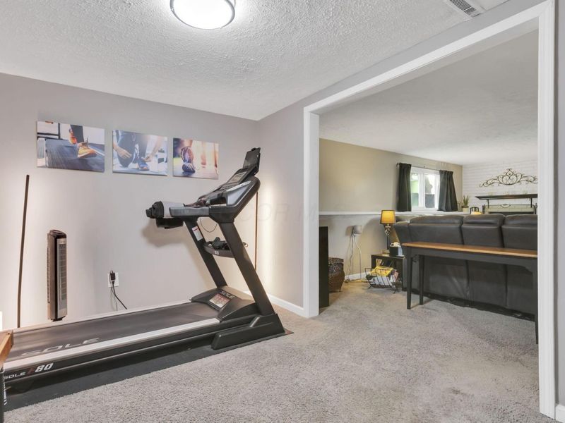 2143 Waldorf Road , Columbus, OH 43229 Photo 28