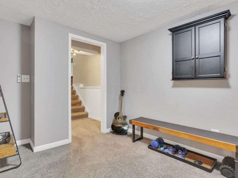 2143 Waldorf Road , Columbus, OH 43229 Photo 29