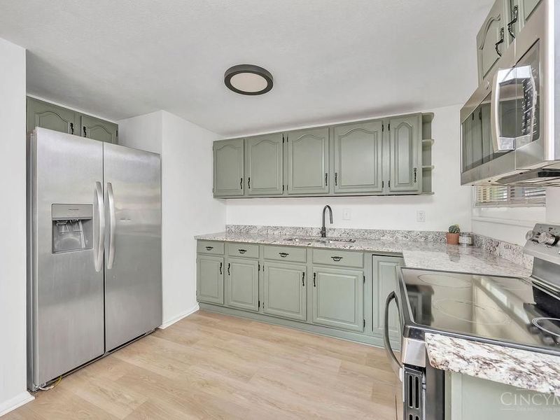 3529 Waterbury Drive, Kettering, OH 45439 Photo 10