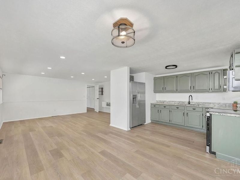 3529 Waterbury Drive, Kettering, OH 45439 Photo 9