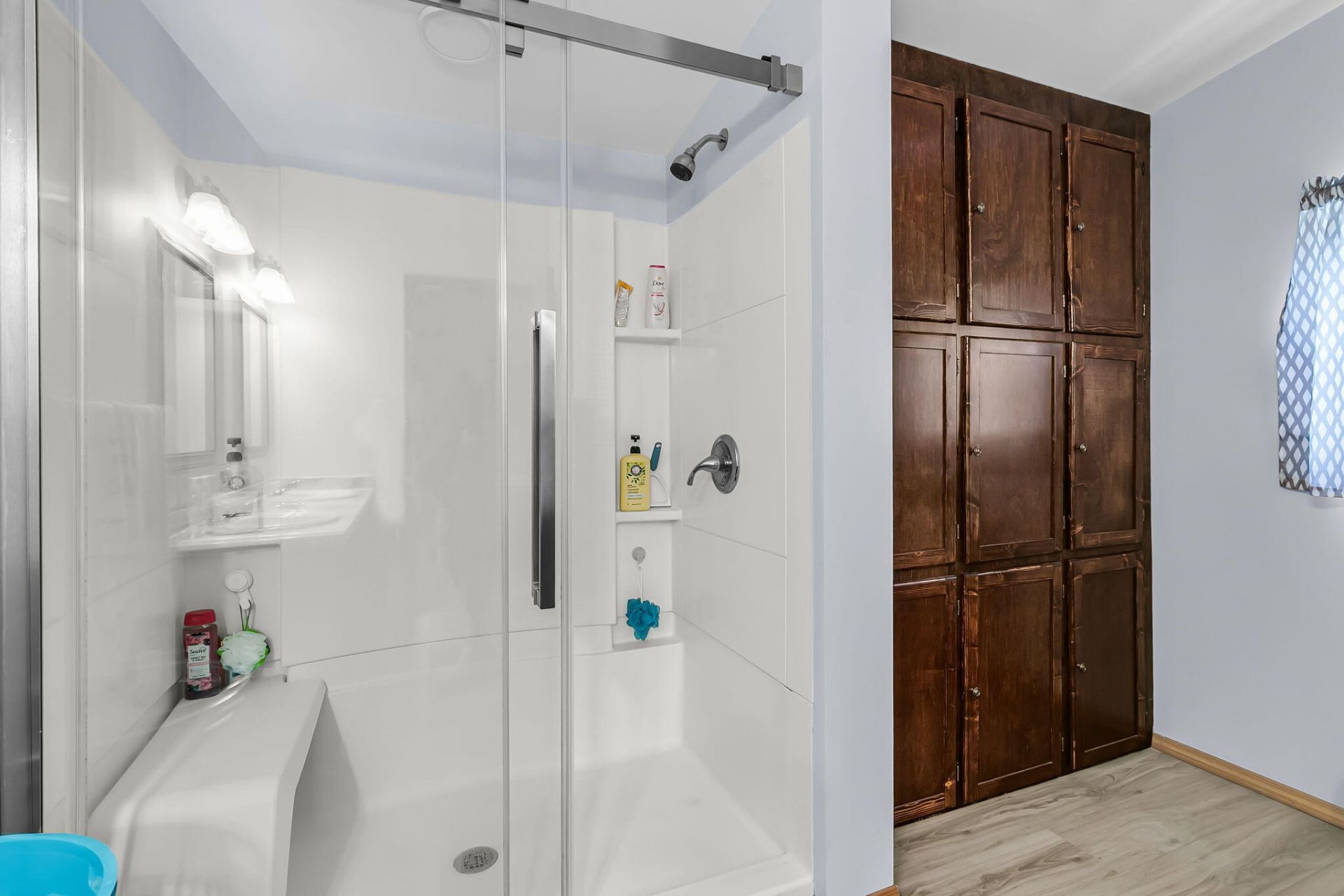 118 Saint Michaels Place Photo 27