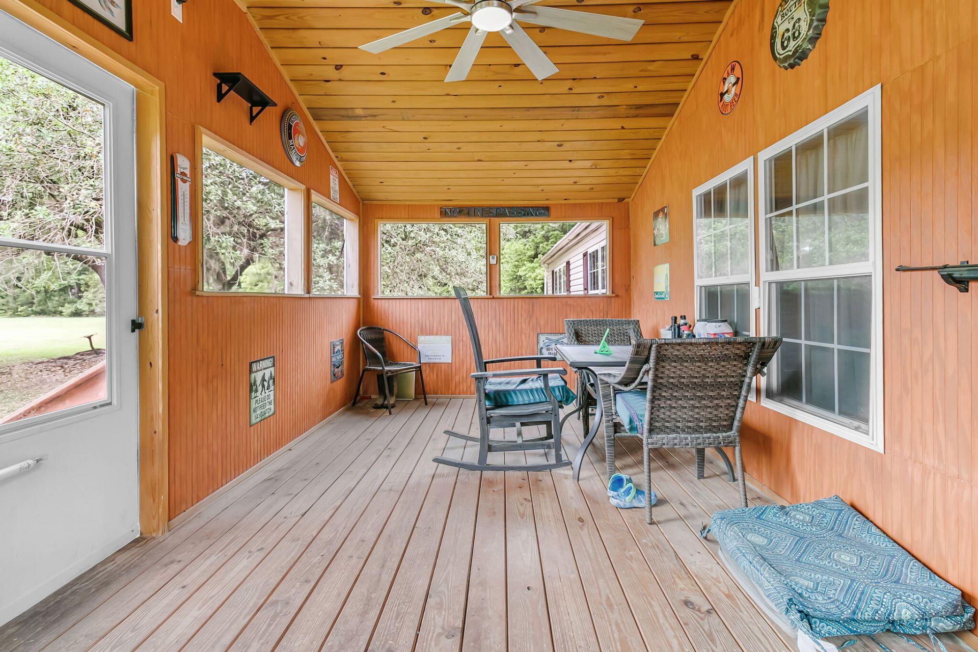 118 Saint Michaels Place Photo 33