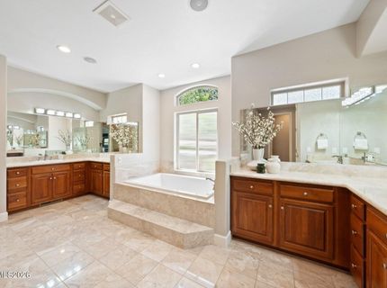 14070 Saddlebow Drive, Reno, NV 89511 Photo