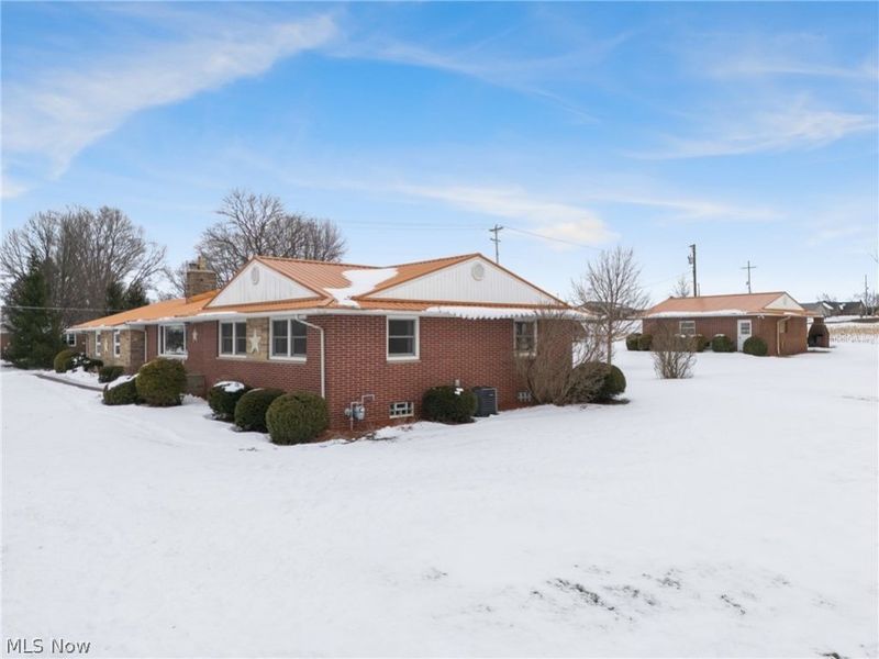 71 S Kohler Road, Orrville, OH 44667 Photo 3