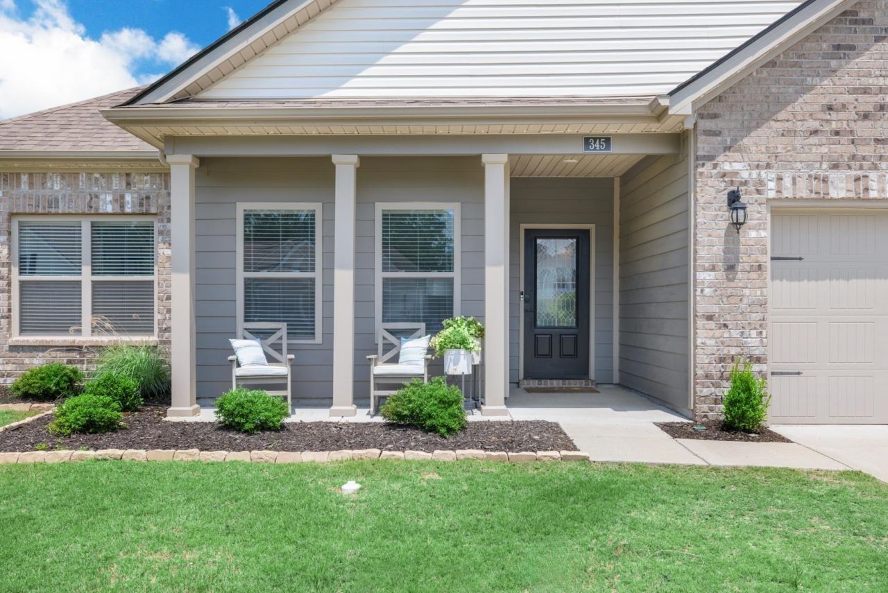 345 Driftwood Loop, Oakland, TN 38060 Main Photo