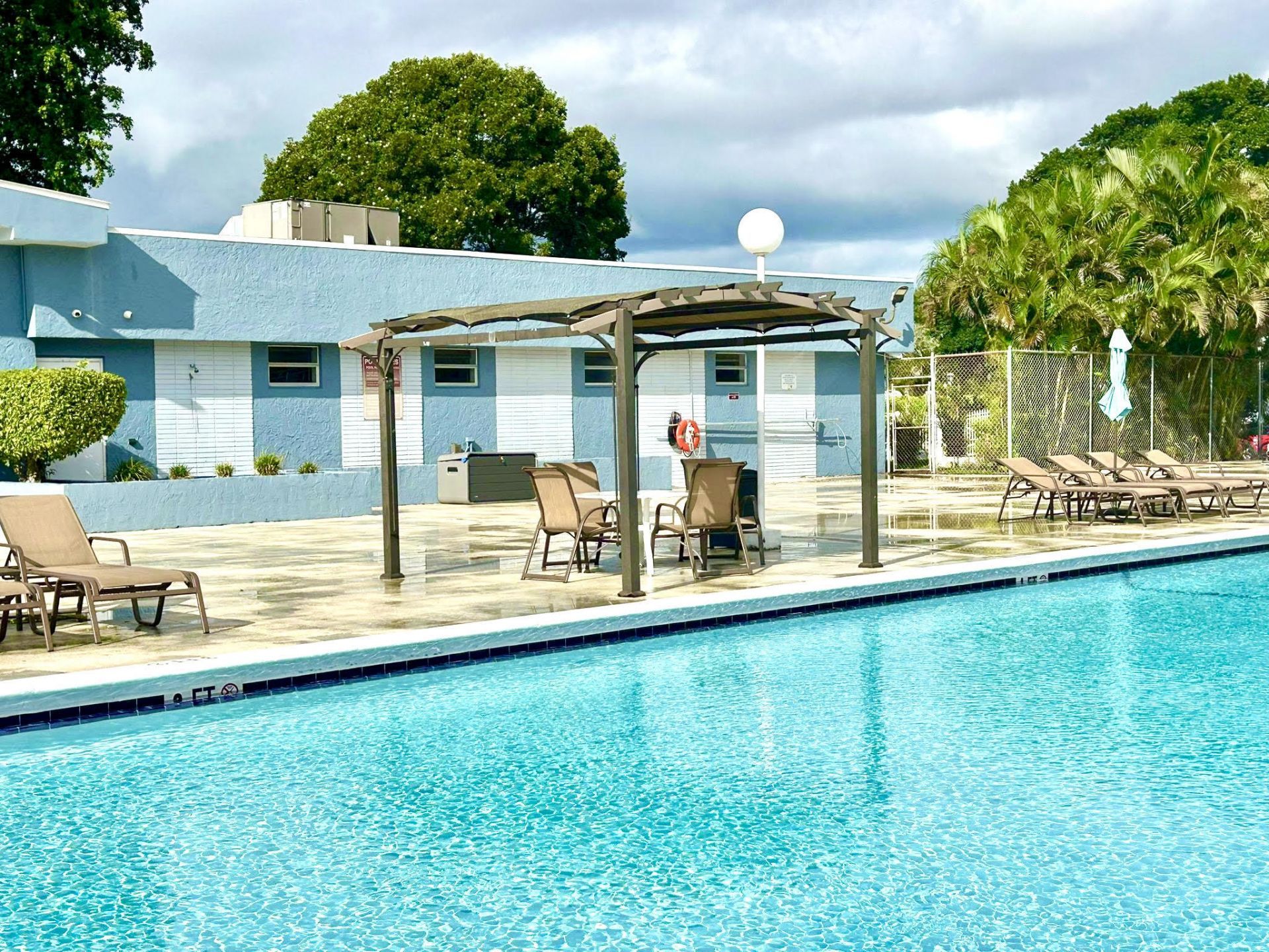 470 Executive Center Drive, Unit 5k, West Palm Beach, FL 33401 Photo