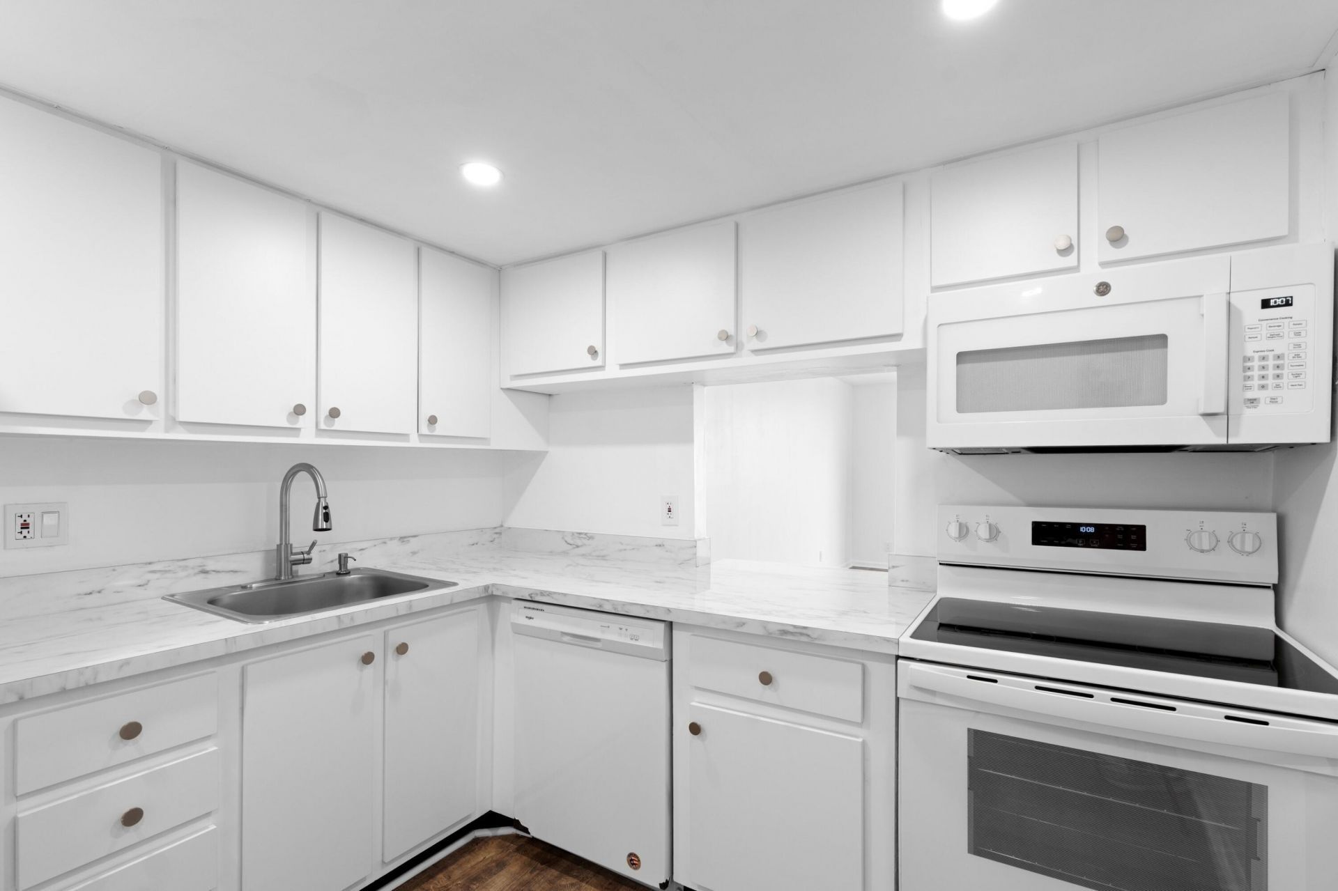 470 Executive Center Drive, Unit 5k, West Palm Beach, FL 33401 Photo