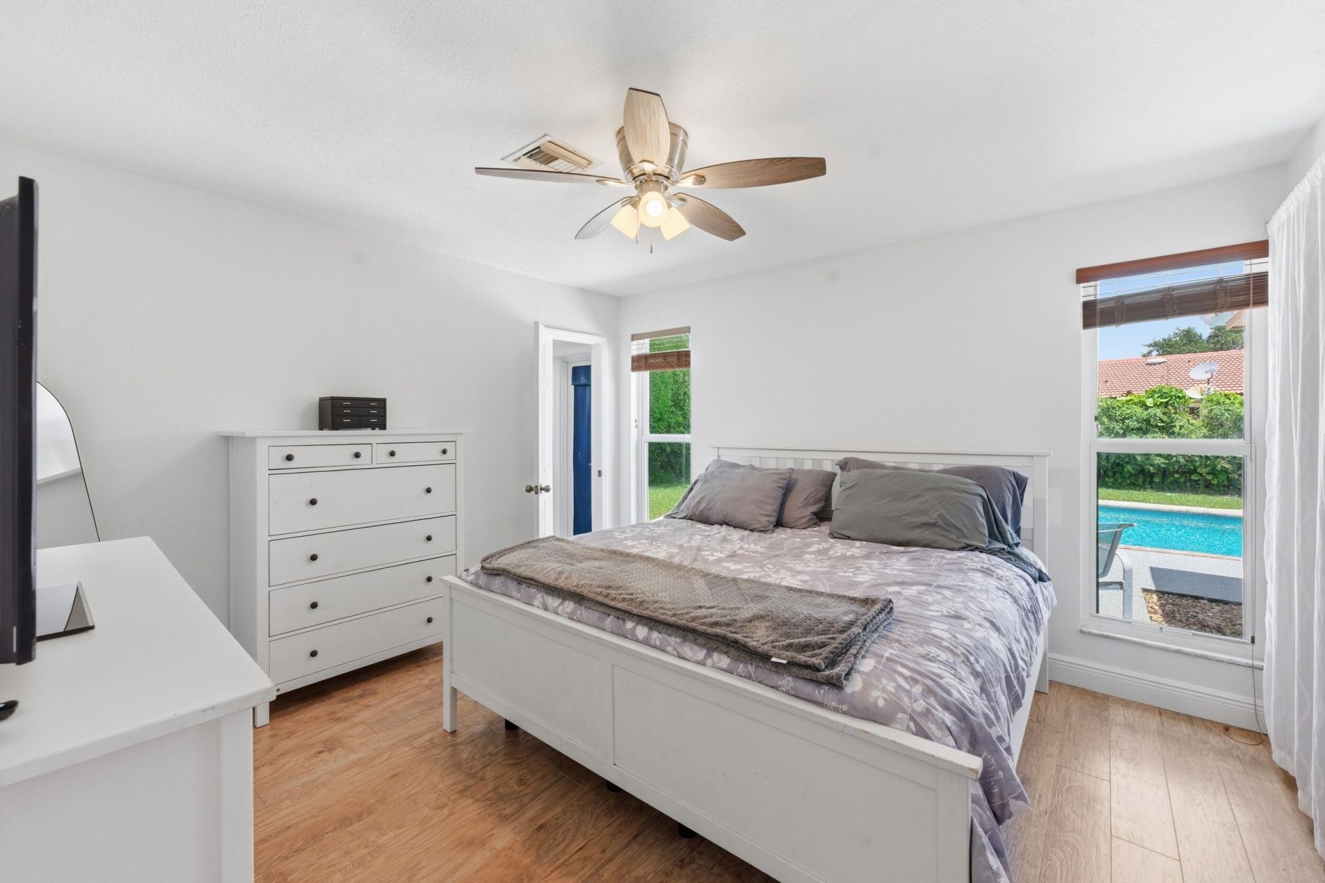 8557 Shadow Wood Boulevard, Coral Springs, FL 33071 Photo