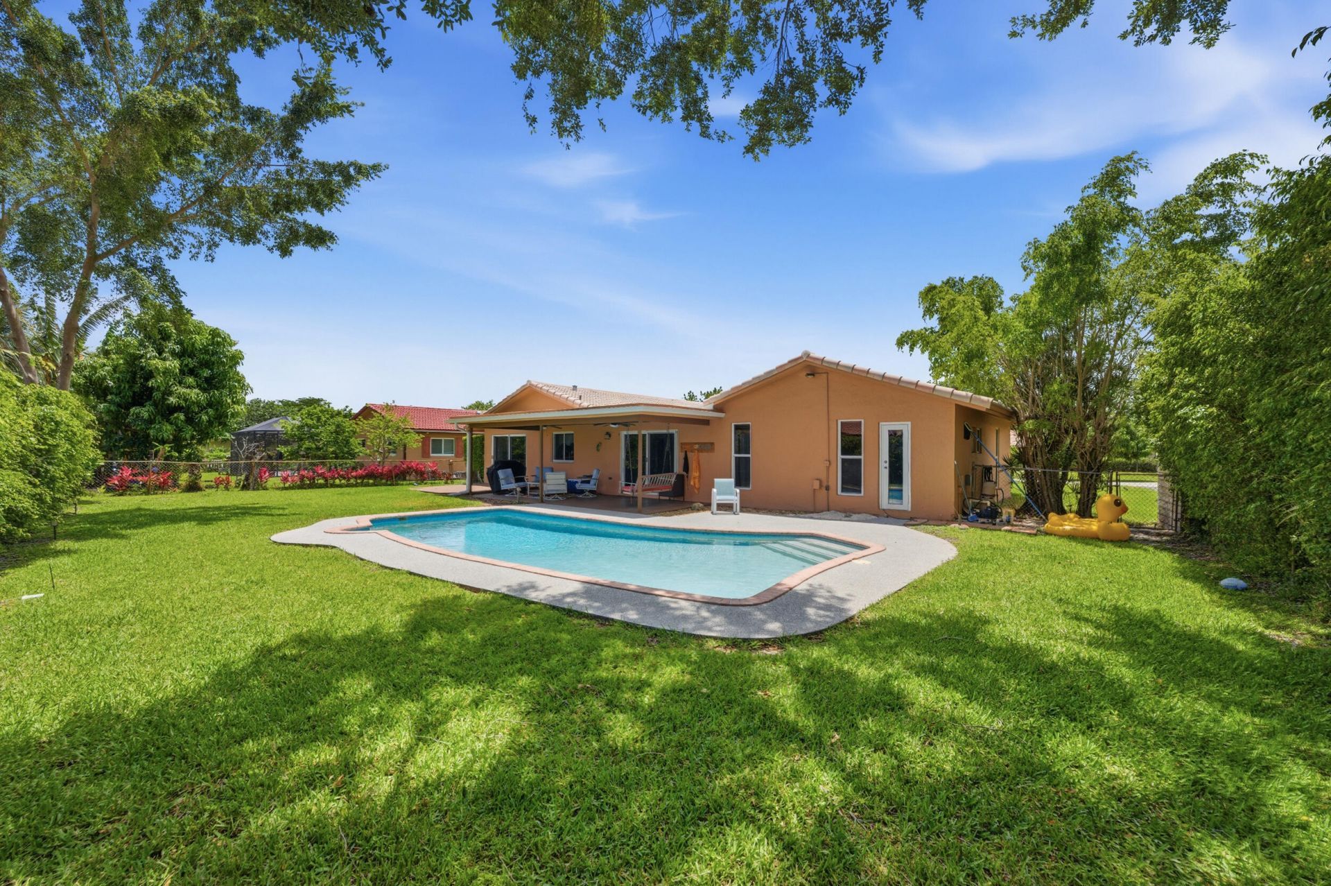 8557 Shadow Wood Boulevard, Coral Springs, FL 33071 Photo