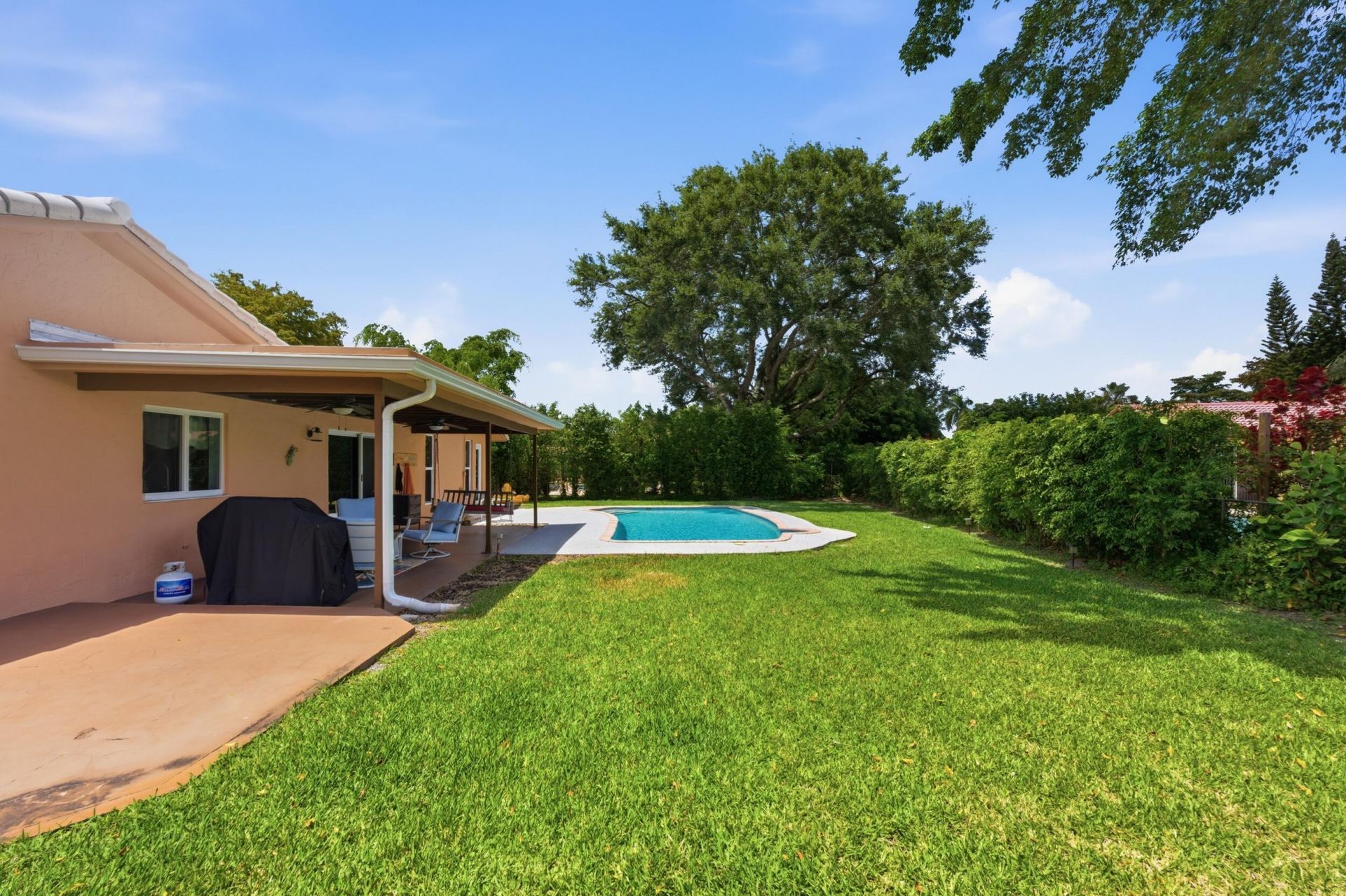 8557 Shadow Wood Boulevard, Coral Springs, FL 33071 Photo