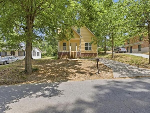 845 Mildred Place NW, Atlanta, GA 30318
