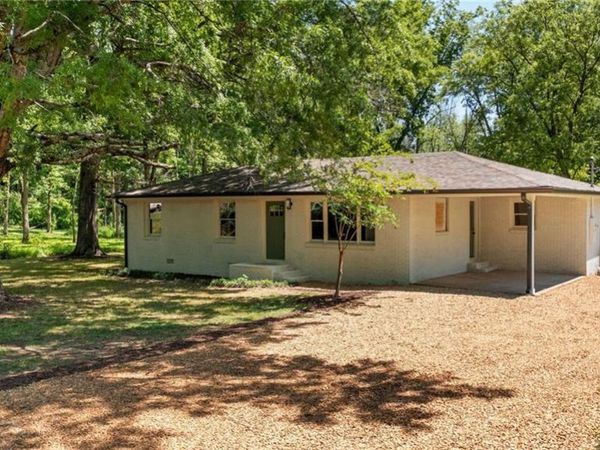 31 Alabama Street, Cave Spring, GA 30124