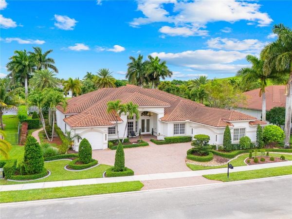 14857 SW 38th St, Davie, FL 33331